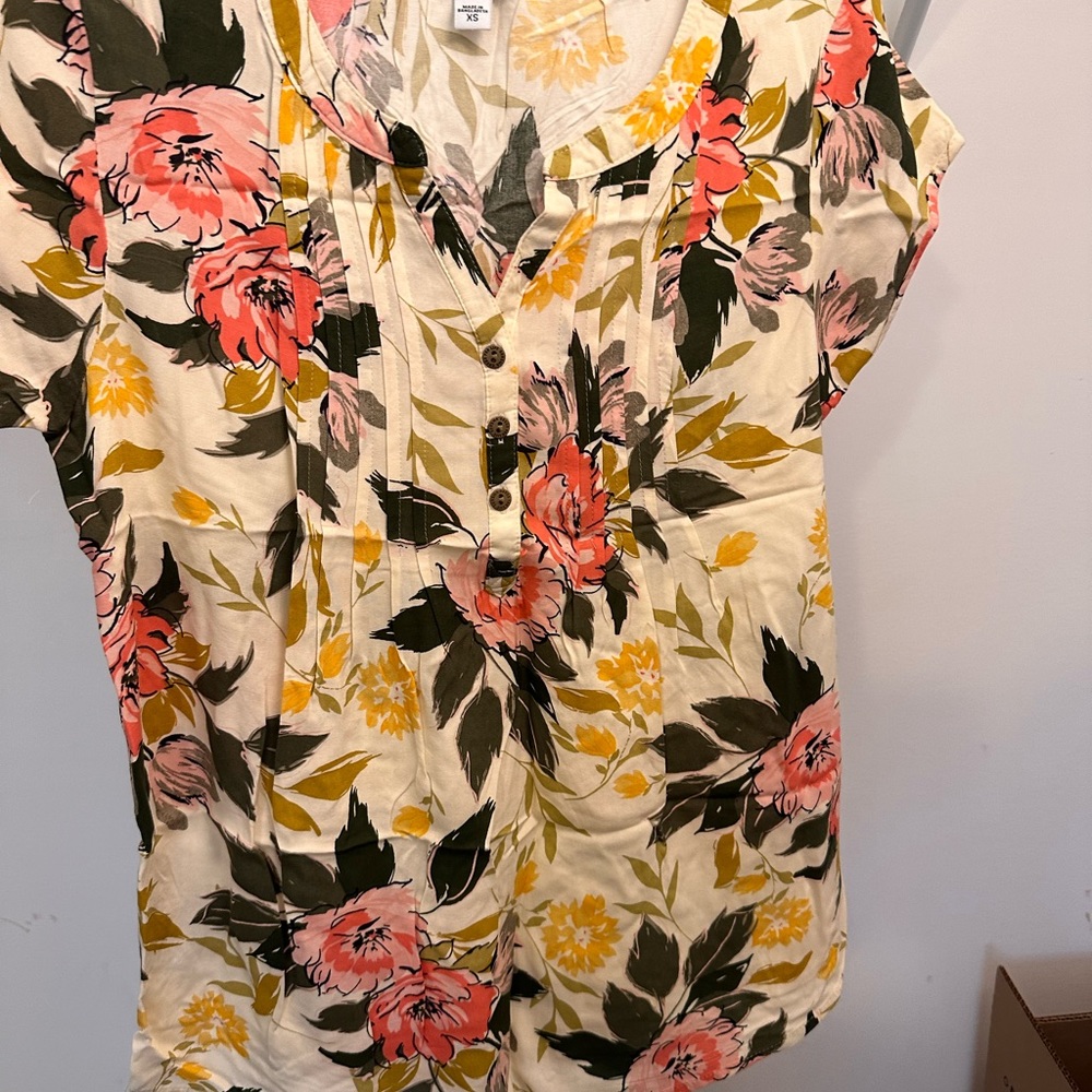 Sonoma Small dress shirt